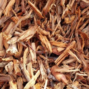 Astillas de madera de frutales trituradas y cribadas (1 Tn)